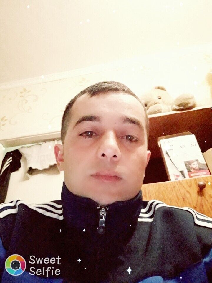  51550616  Shavkat, 32 ,    