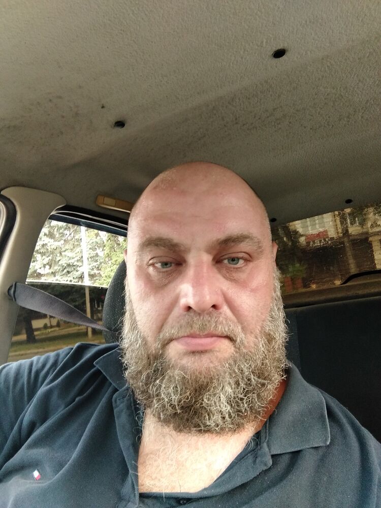  52939636  Nadir, 41 ,    