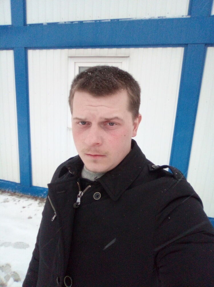  20116176  , 32 ,    