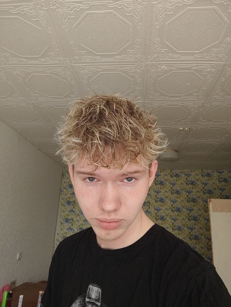  45795196  Lilian, 21 ,    