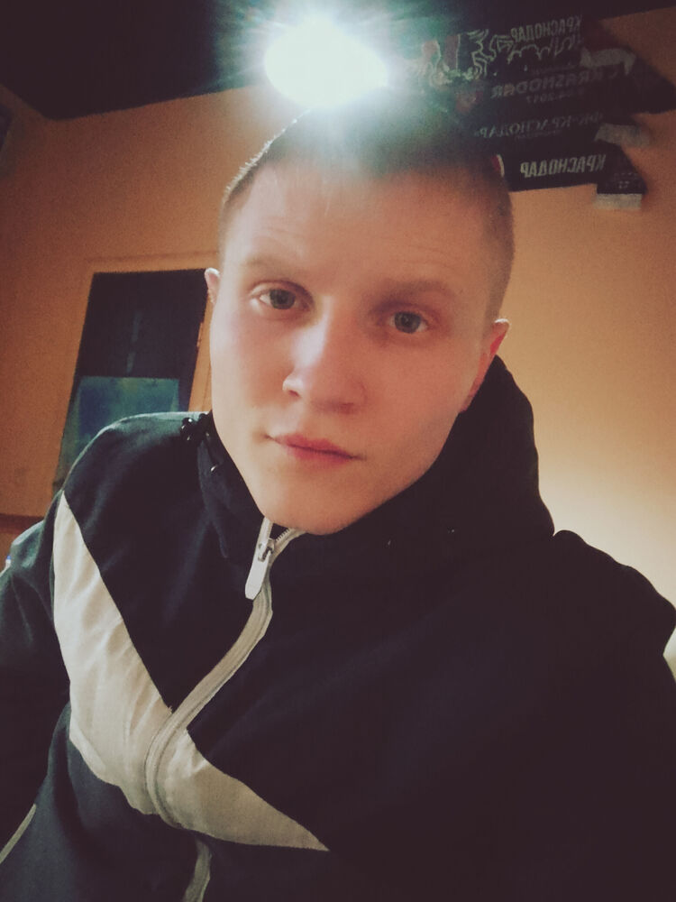  49368316  Sergei, 24 ,    