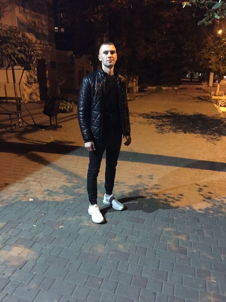  15840286  Nazar, 27 ,    