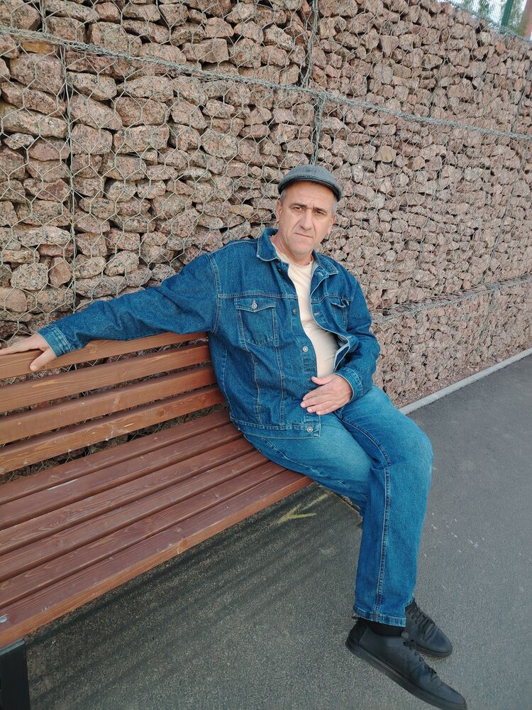  52427516  , 50 ,    -