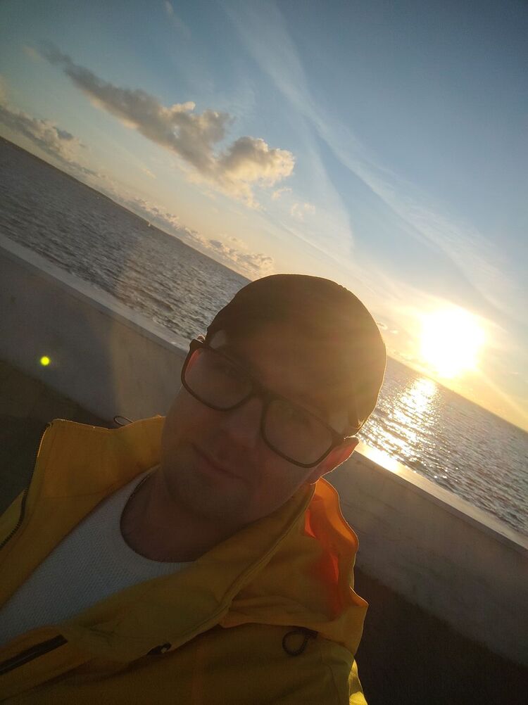  49879066  , 32 ,    -