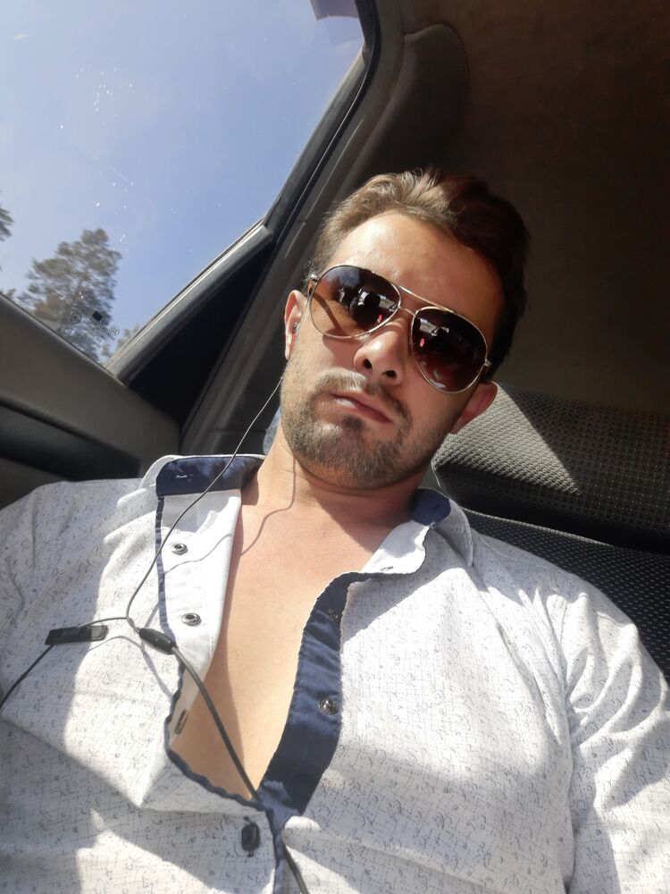  34266986  Oleg, 30 ,    