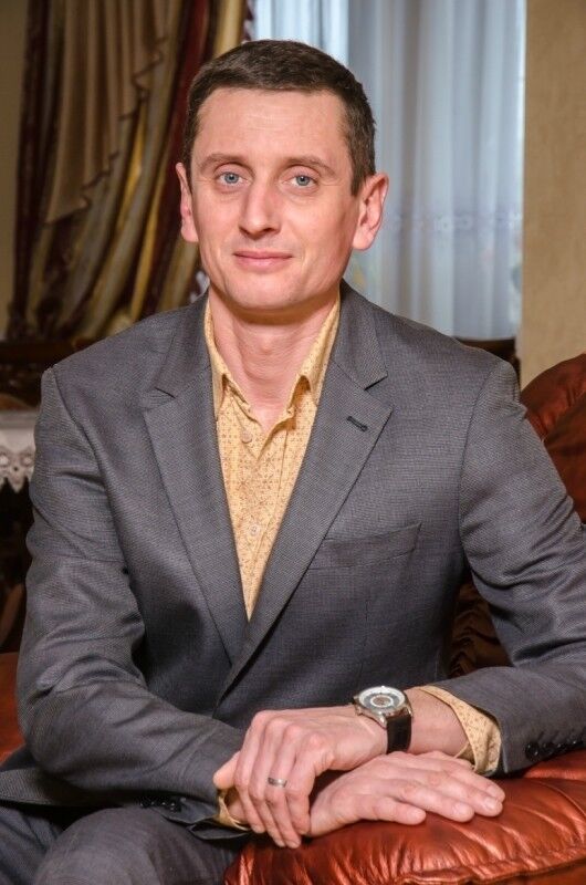  ,   Nik, 49 ,   , 