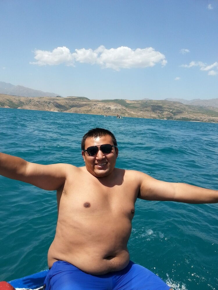  4691136  DONIYOR, 40 ,    