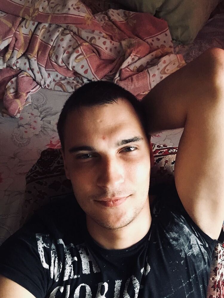  38267476  , 33 ,    
