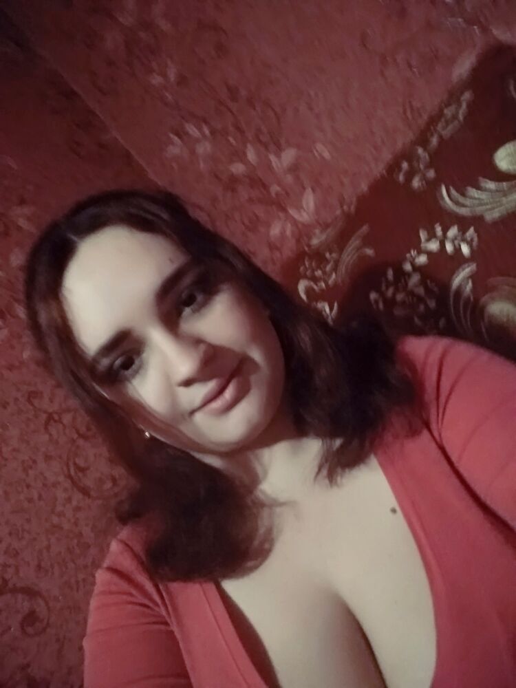  44438656  , 27 ,    
