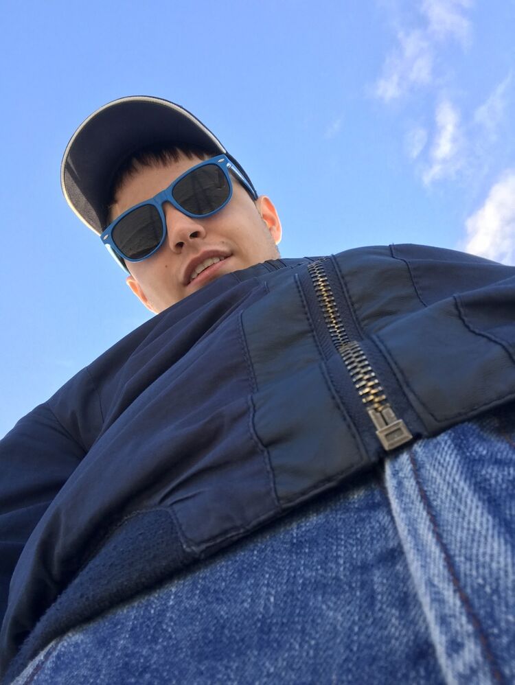  ,   Jhon, 34 ,   ,   , c 