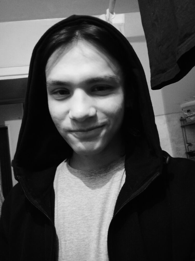  ,   Tommy, 21 ,   ,   