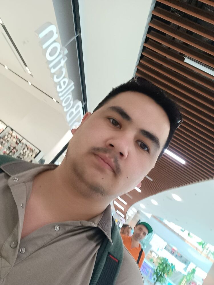  ,   Asror, 32 ,   ,   