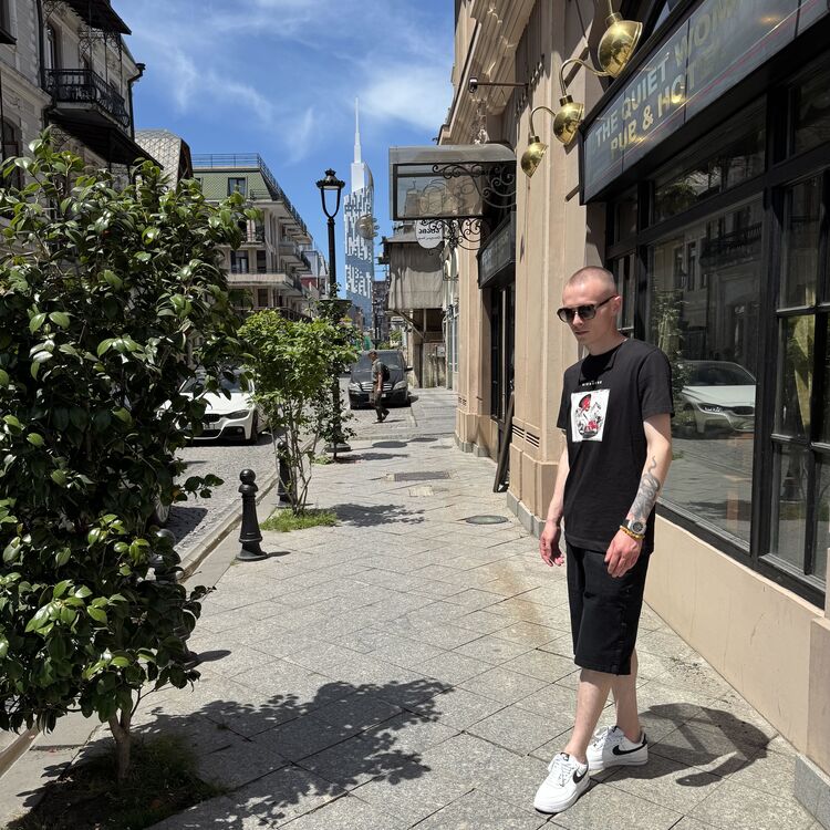  51765776  Raman, 25 ,    