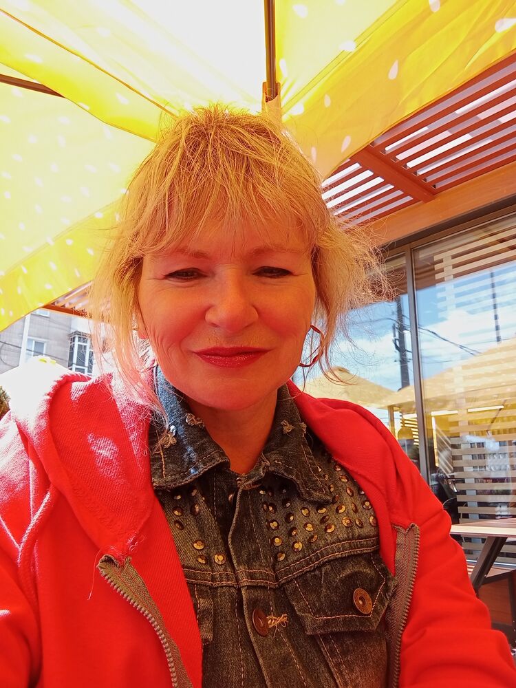  42970346  Olga, 52 ,    