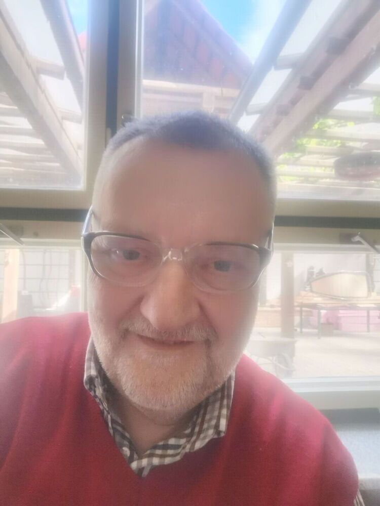  46623786  , 62 ,    