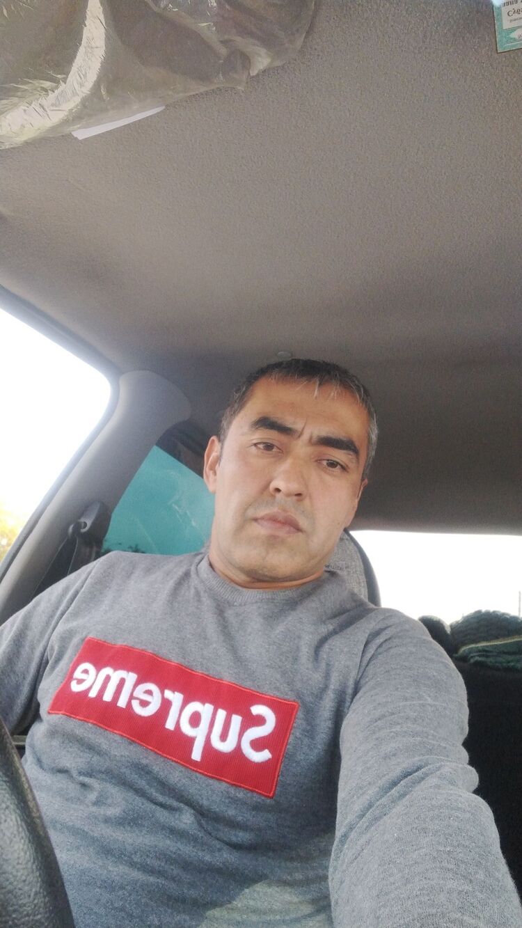  32271816  Ali, 42 ,    