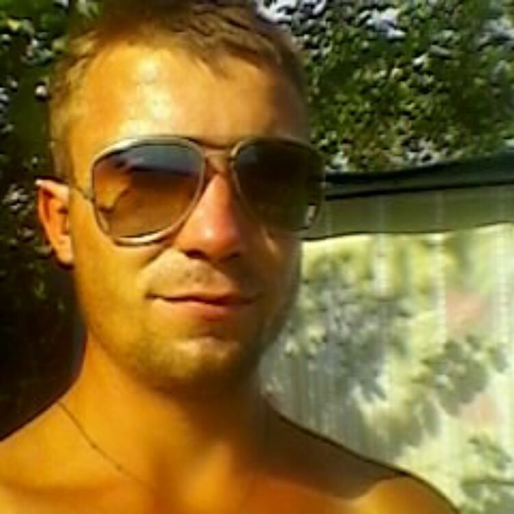 46200686  , 33 ,    