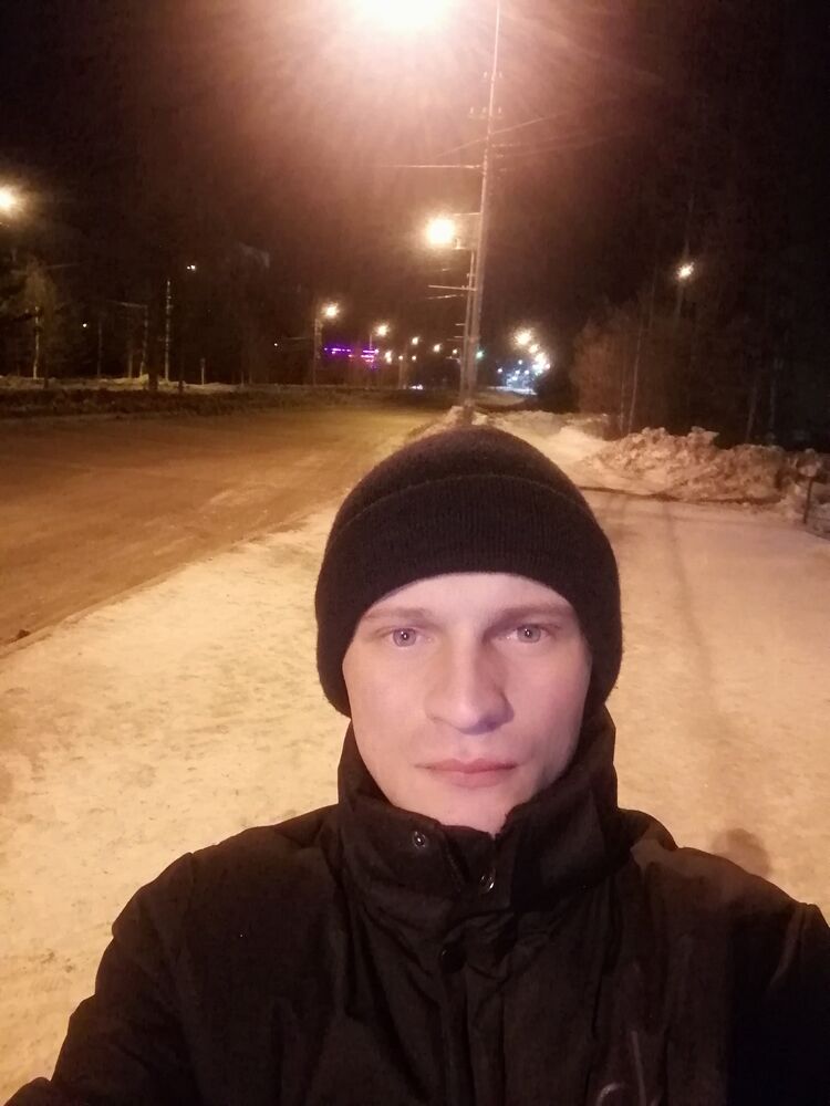  31121366  Andrey, 31 ,    