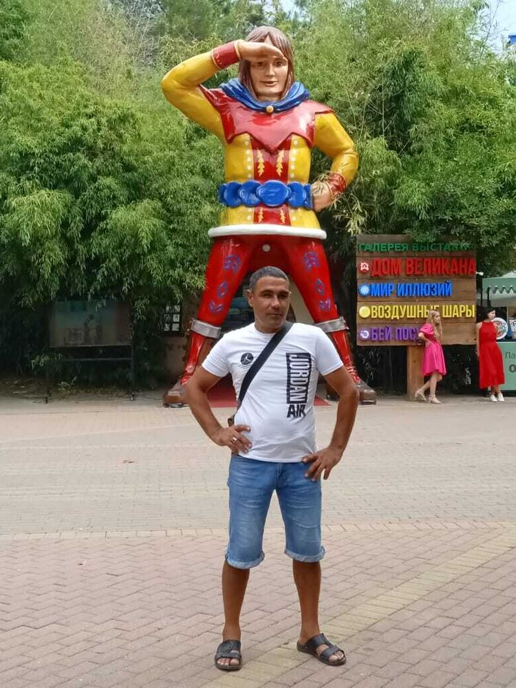  32349716  , 45 ,    