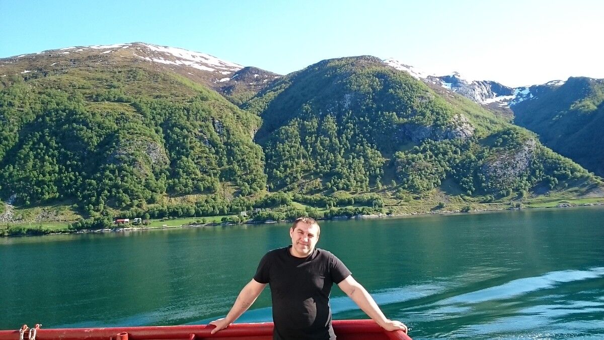  9513266  Sergey, 56 ,    