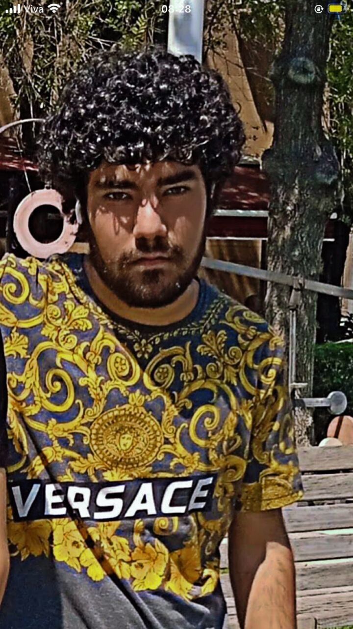  53300906  Ashot, 21 ,    