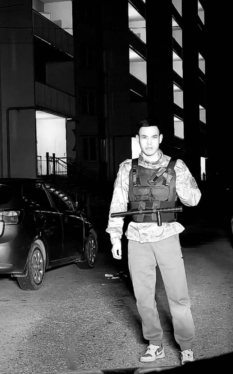 ���� 42302576 ����� ������, 24 ����, ���� ���������� � ����������