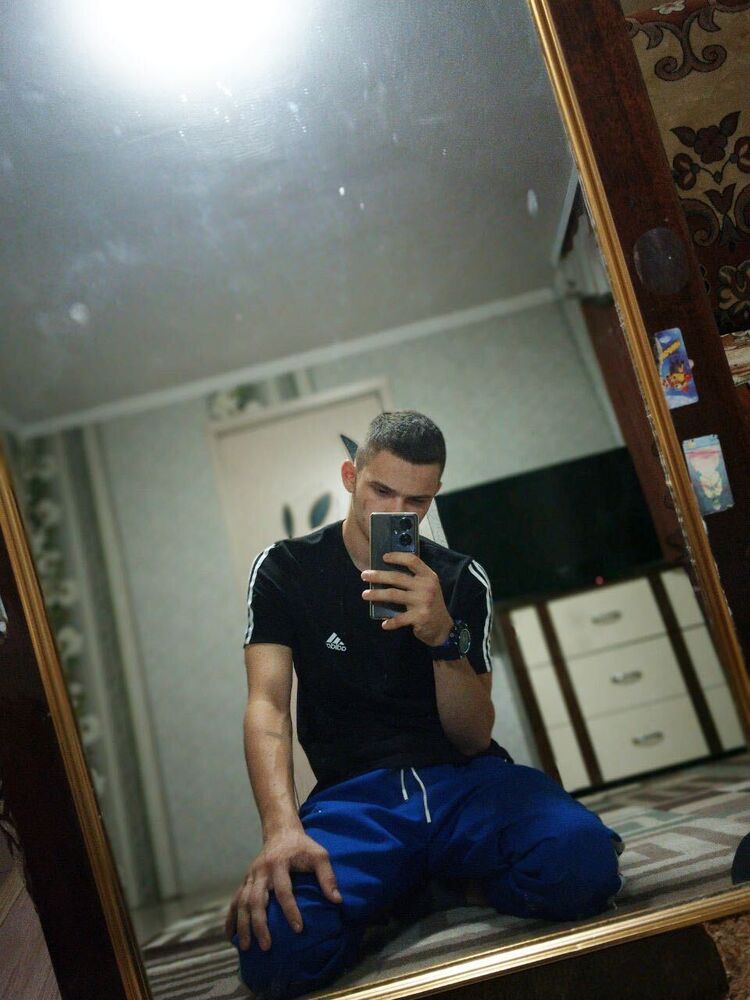  46844256  , 19 ,    Radlice