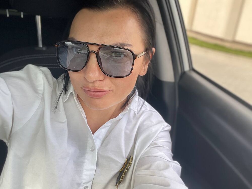  53247896  Olena, 42 ,    