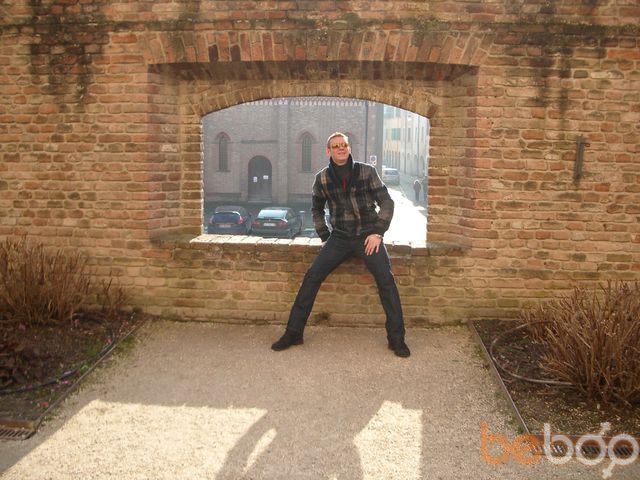  ,   Ffun, 49 ,  