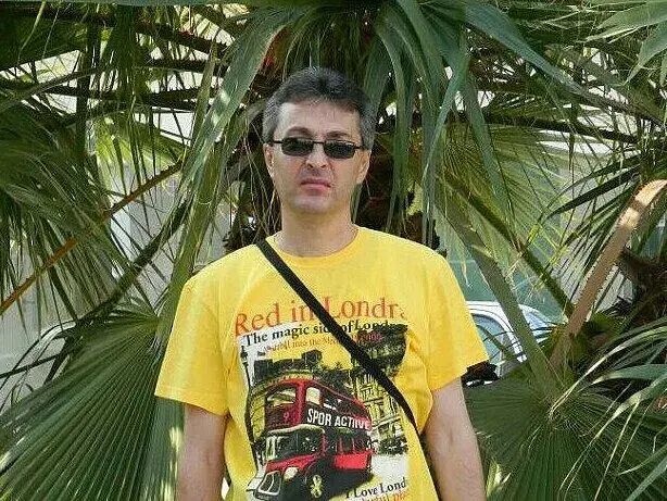  31887256  Valera, 54 ,    