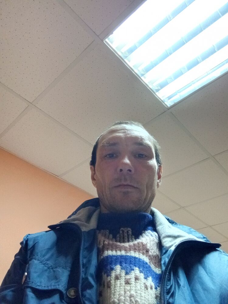 ,   Sergei, 46 ,   ,   