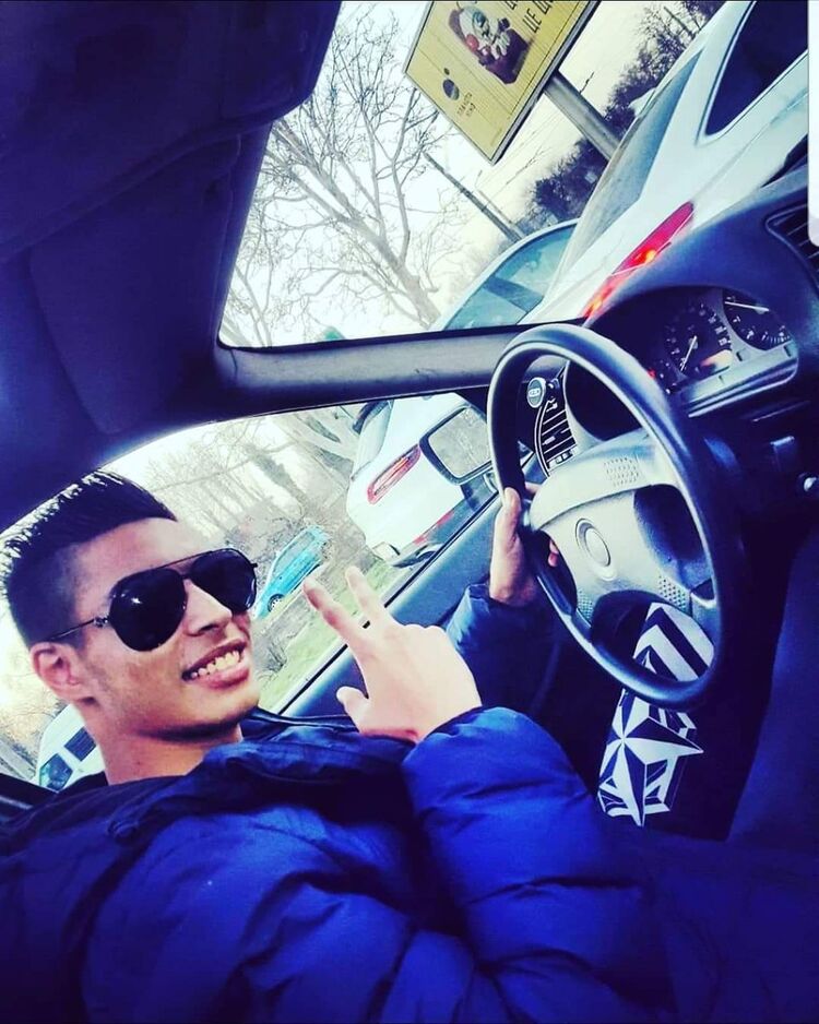  ,   Hicham, 27 ,   ,   , c 