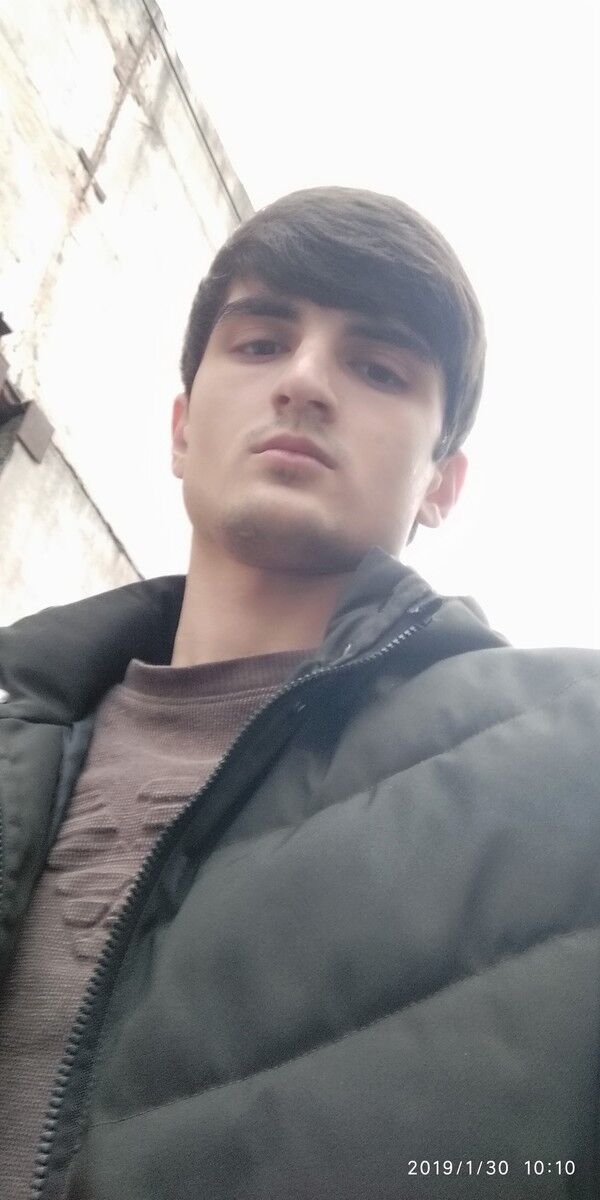  ,   Farhod, 27 ,   