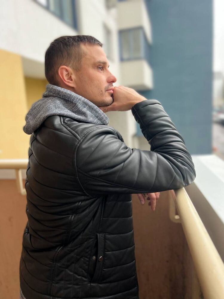  ,   Alex, 40 ,   ,   , 