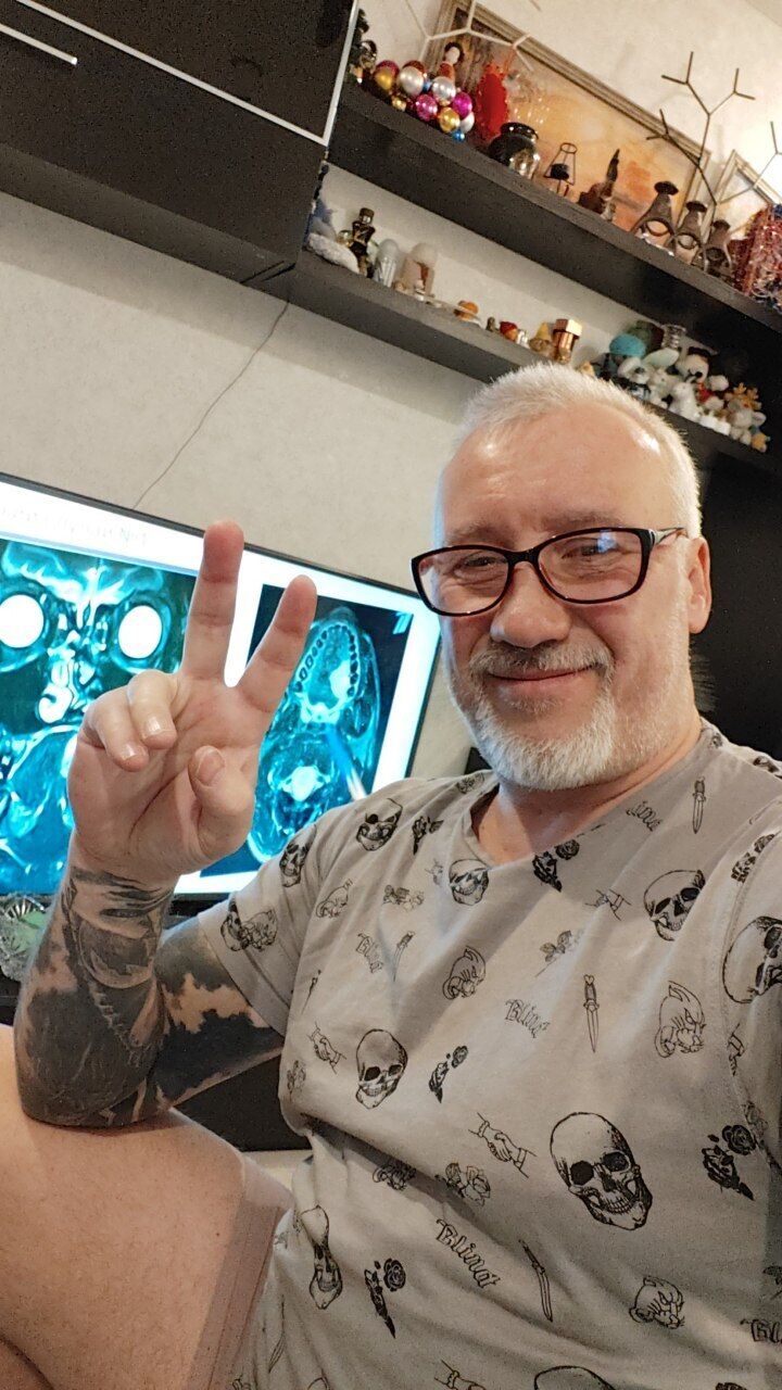  51287606  Stanislav, 56 ,    -