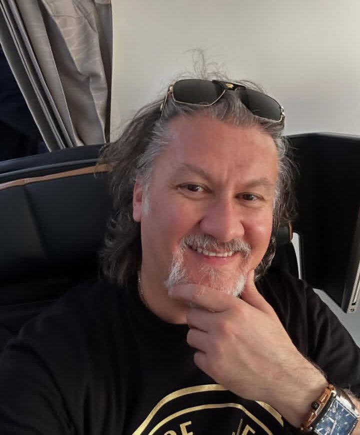 51871246  David, 53 ,    Frankfurt Am Main