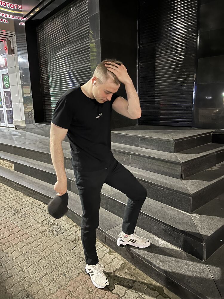  -,   Maksim, 24 ,   ,   