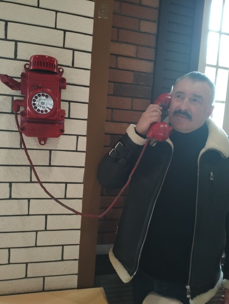  32326546  , 63 ,    