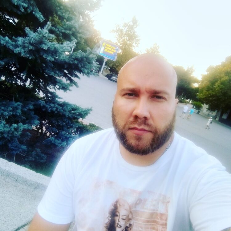  ,   Kirill, 42 ,   