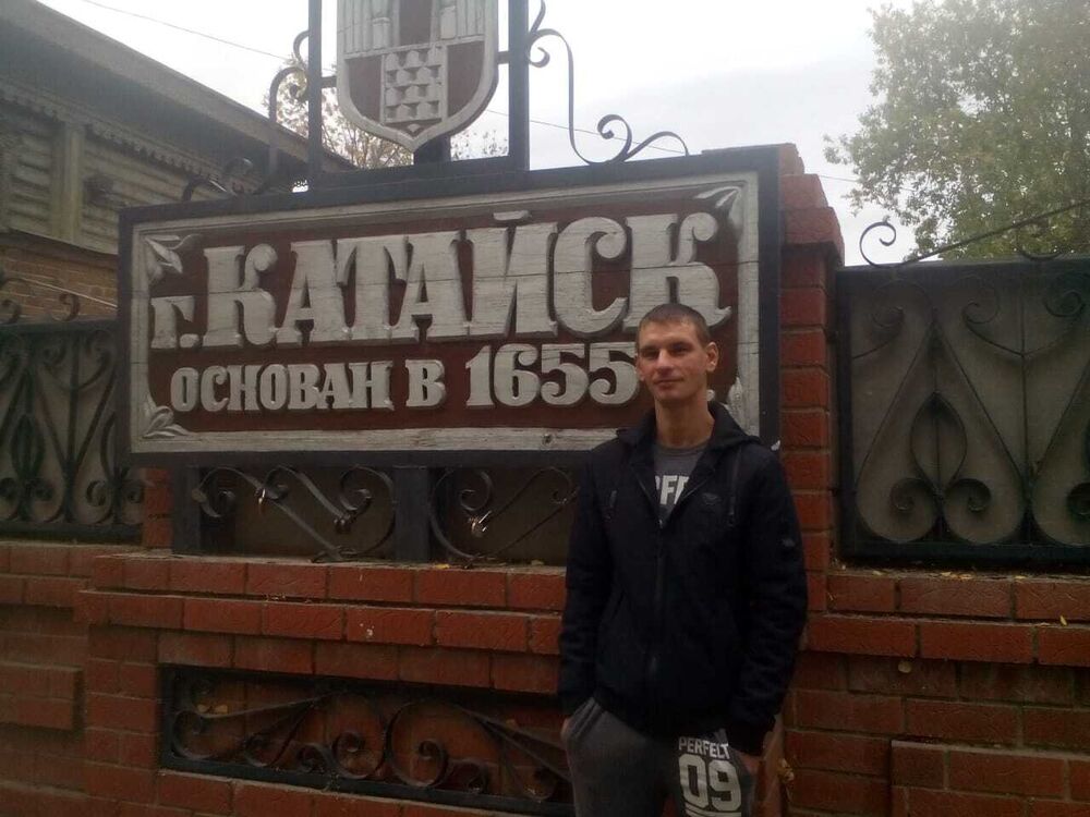  -,   , 37 ,     , c 