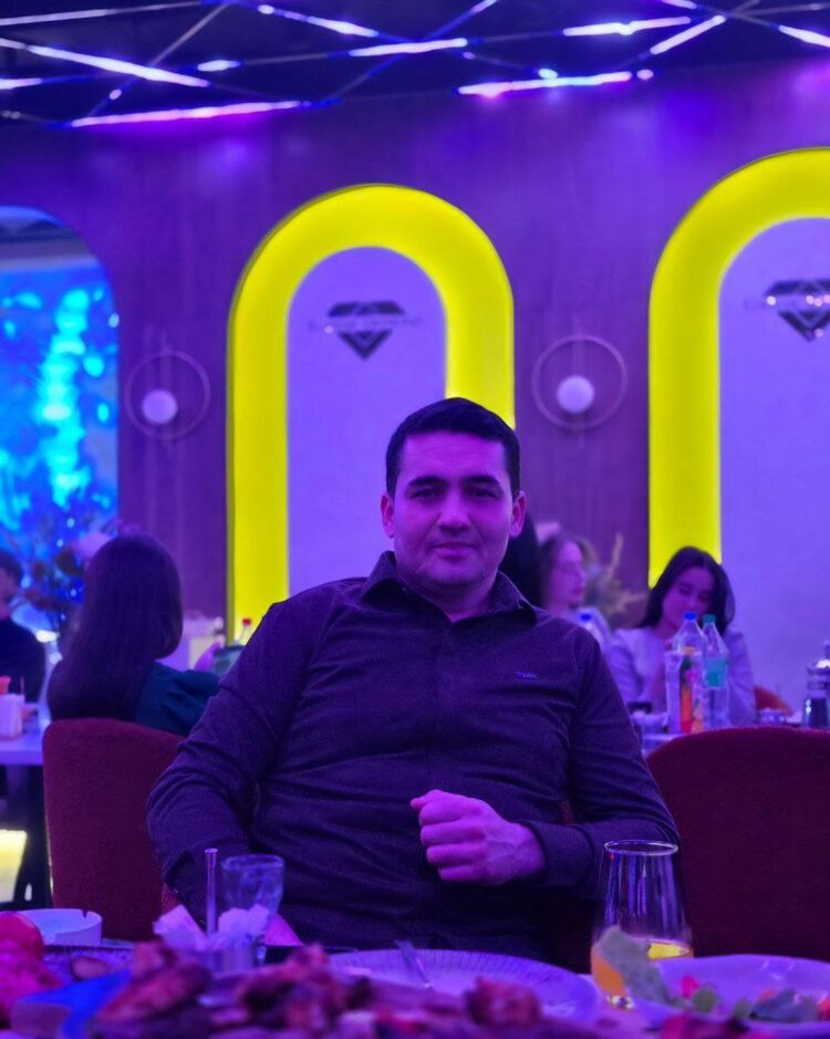  53522876  Dima, 36 ,    