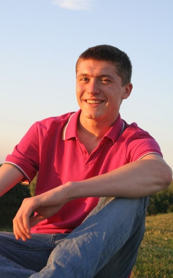  40983316  Alex, 34 ,    