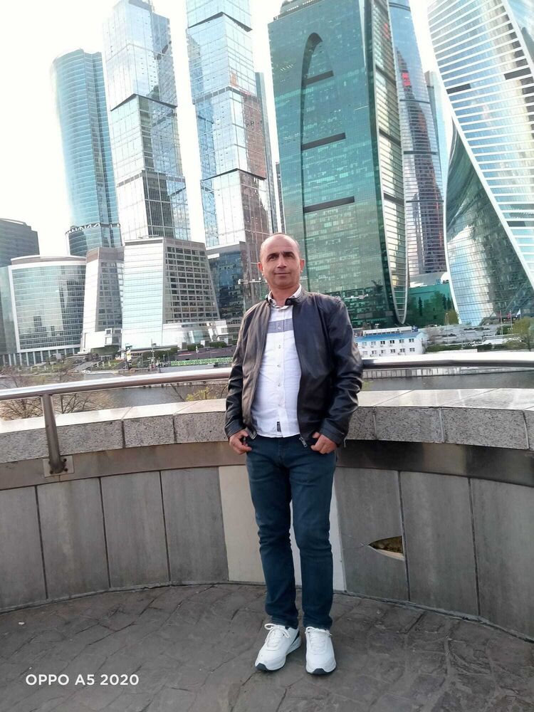  40344546  Mustafa, 47 ,    