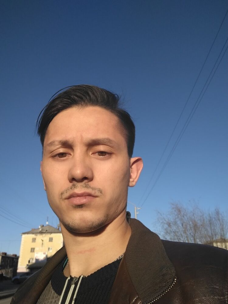  10570236  VeRiK, 34 ,    