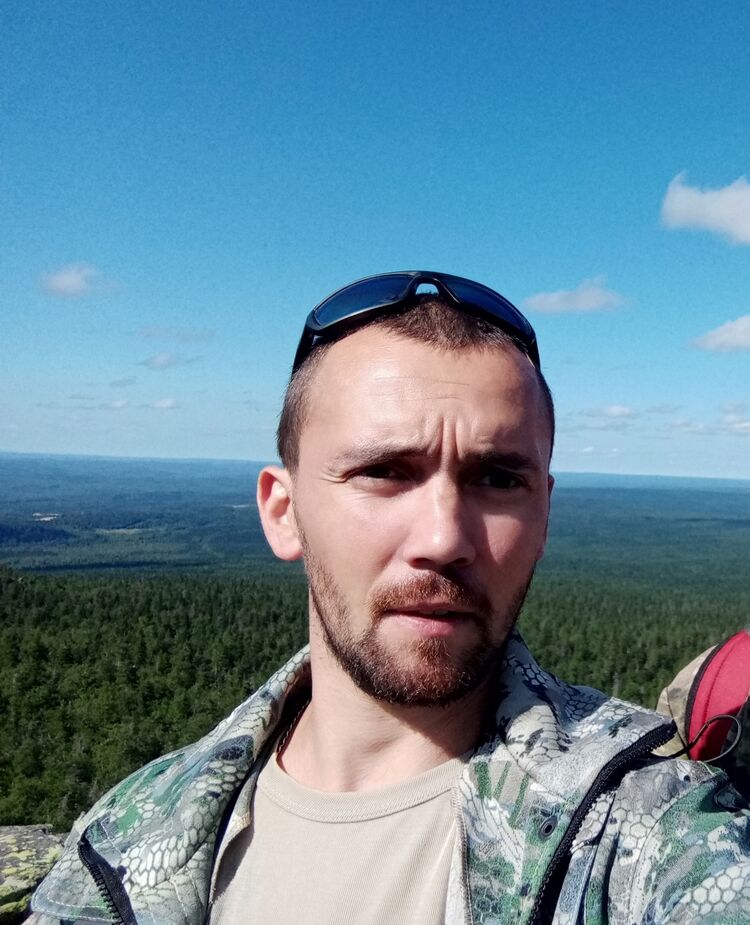  48059586  Viktor, 38 ,    
