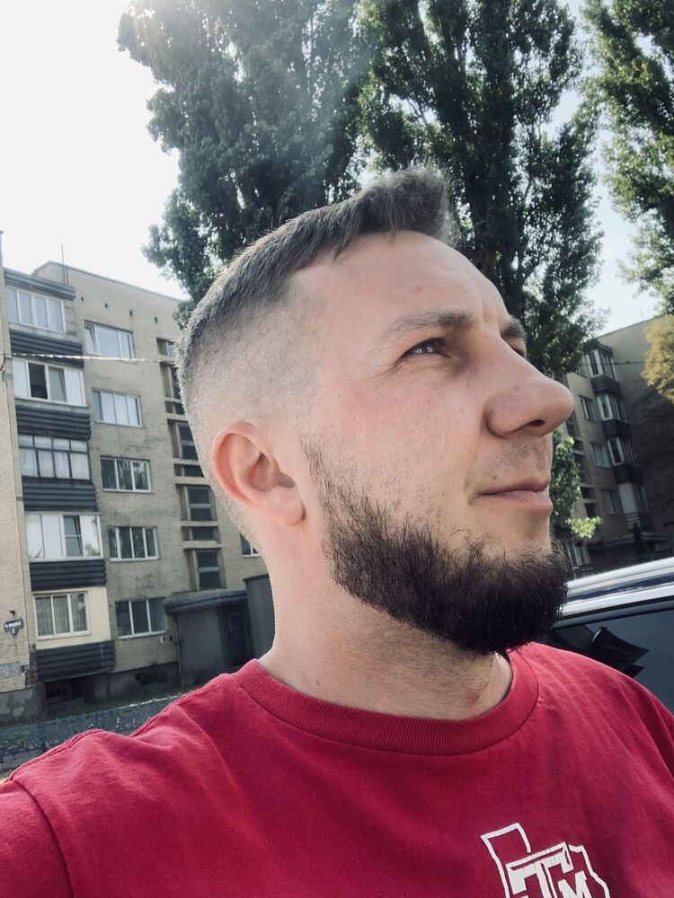  46074856  , 37 ,    