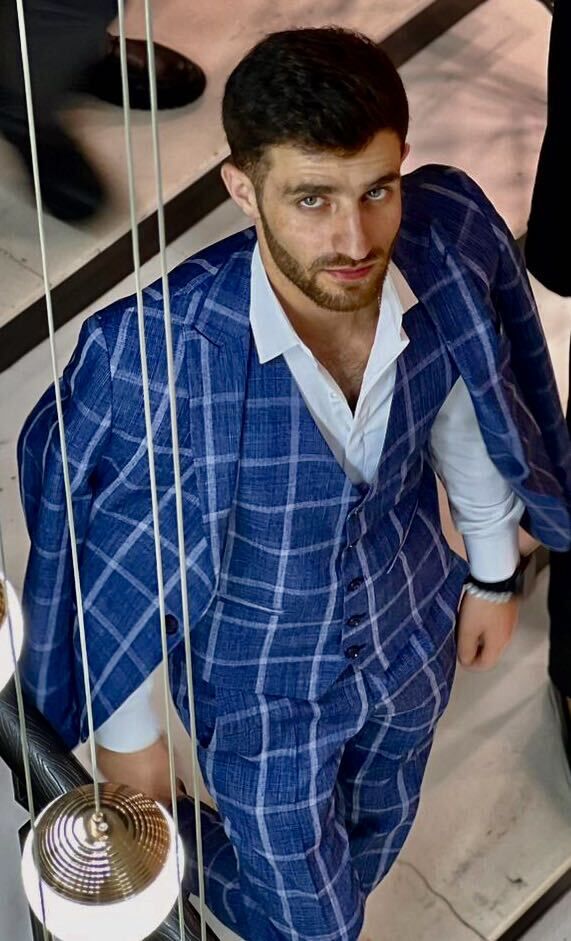  42906786  Artur, 25 ,    