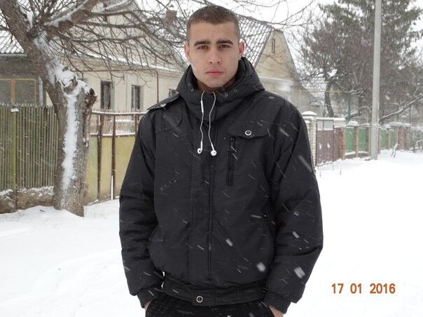  7148166  Dima, 31 ,    
