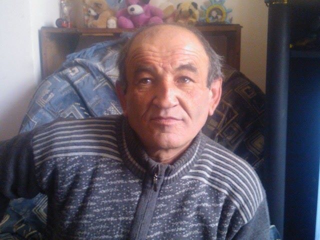  14634436  ROMAN, 61 ,    