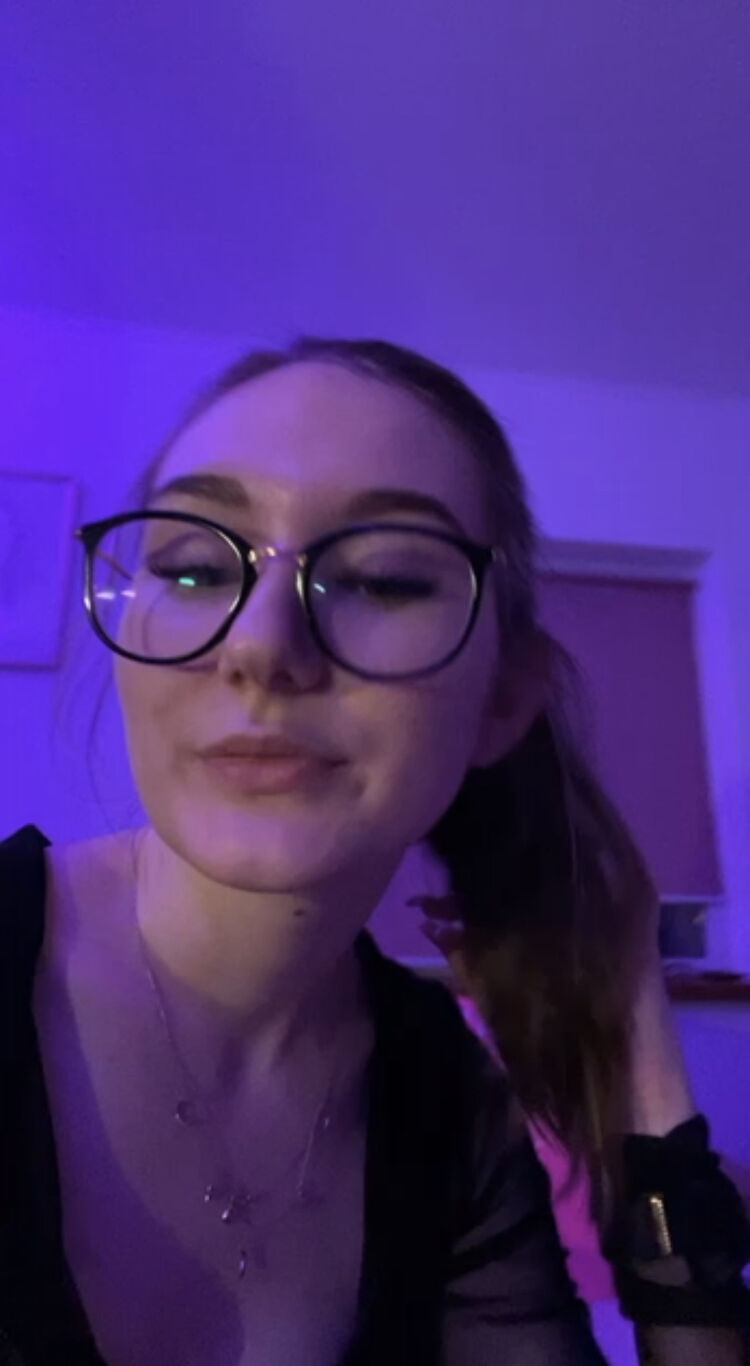 ���� 47235536 ������� Emily, 26 ���, ���� ���������� � Goddard